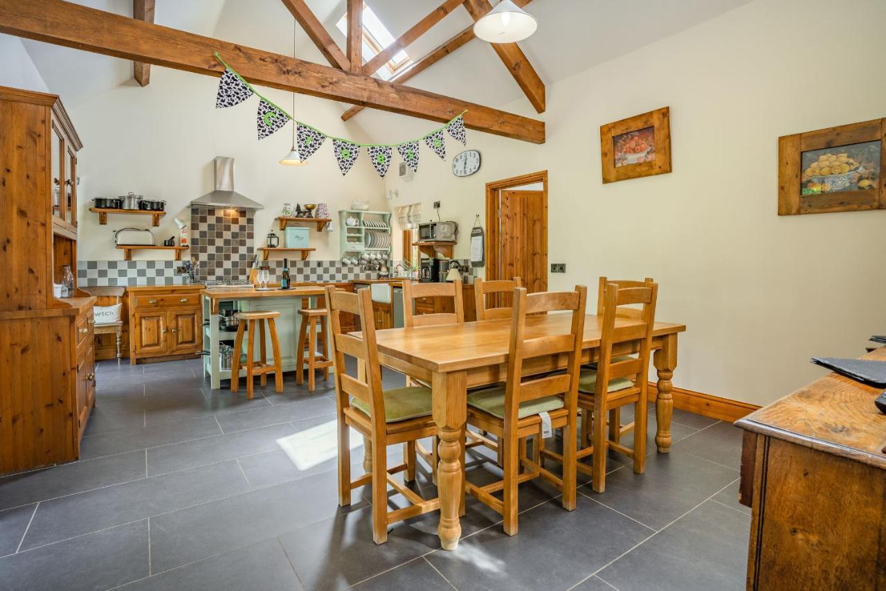 Ysgubor Hir Villa Llanedy Ngoại thất bức ảnh