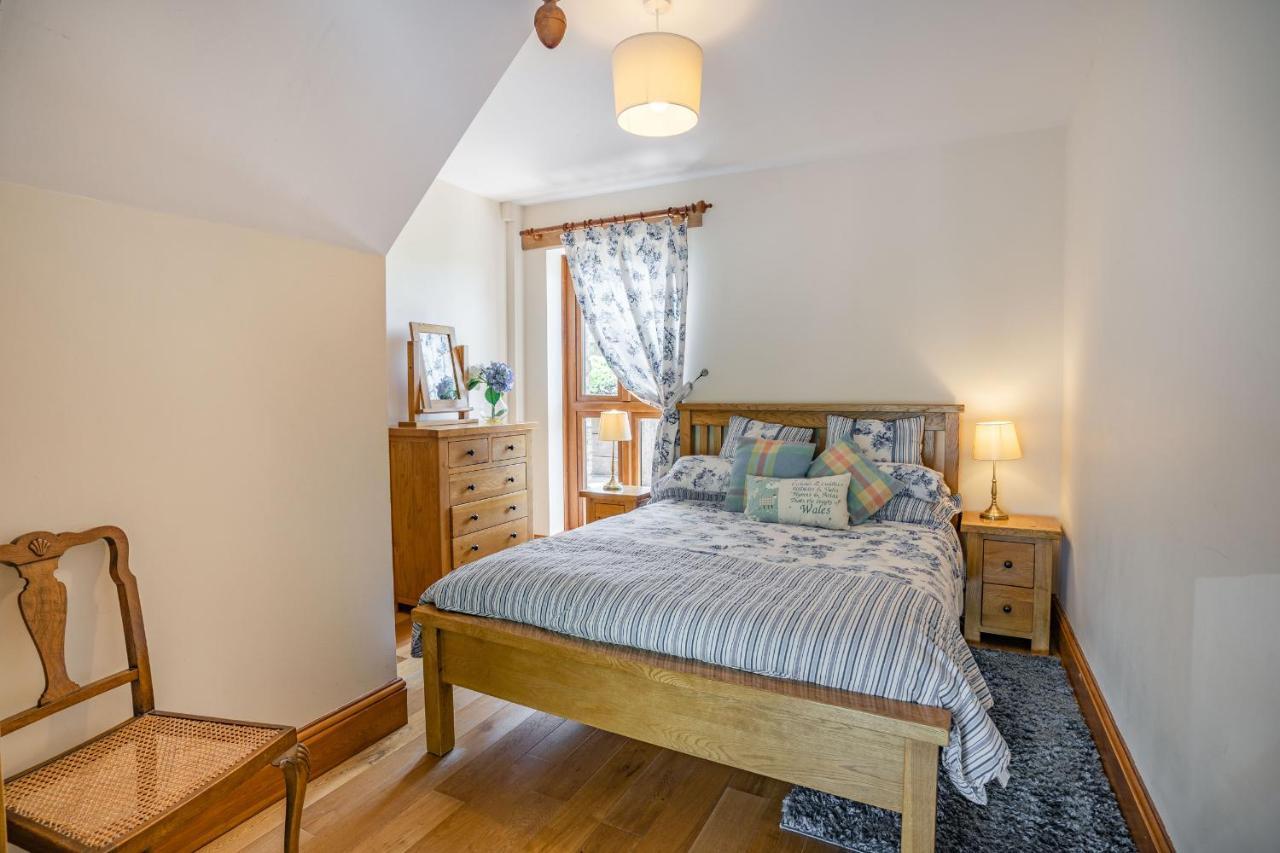 Ysgubor Hir Villa Llanedy Ngoại thất bức ảnh